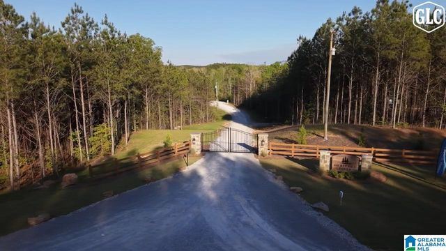 200 HERITAGE PINES BOULEVARD, Columbiana, AL 35051