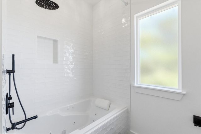 10913 Houston Drive, La Porte, TX 77571