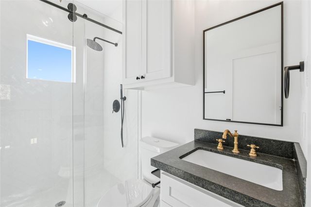 10913 Houston Drive, La Porte, TX 77571