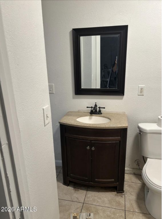 Image 11 of property listing at 2045 W WASHINGTON Street, Phoenix, AZ 85009