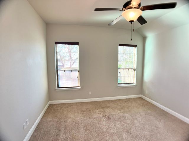 1525 Avenue A, Grand Prairie, TX 75051