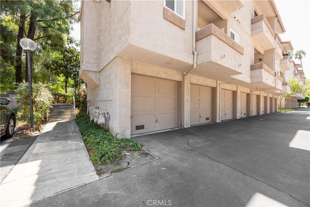 23201 Sherman Way G, West Hills, CA 91307