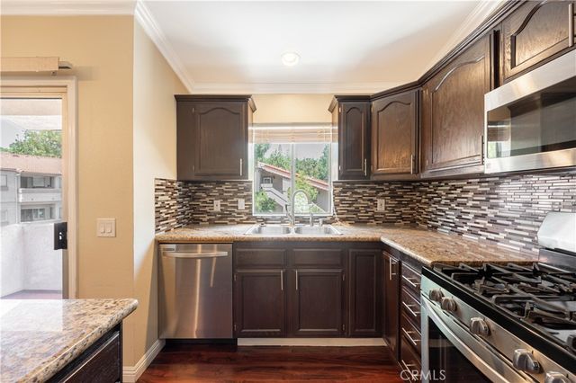23201 Sherman Way G, West Hills, CA 91307