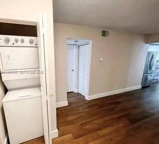 4141 NW 21st St 103, Lauderhill, FL 33313