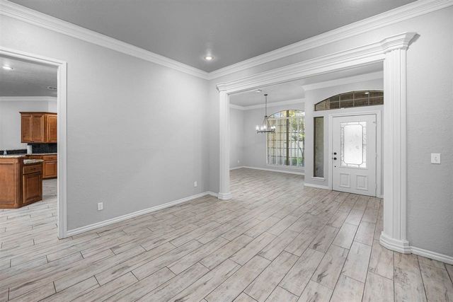 8004 NW Cheswick Ave, Lawton, OK 73505