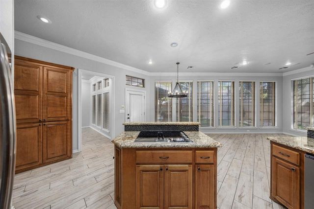 8004 NW Cheswick Ave, Lawton, OK 73505