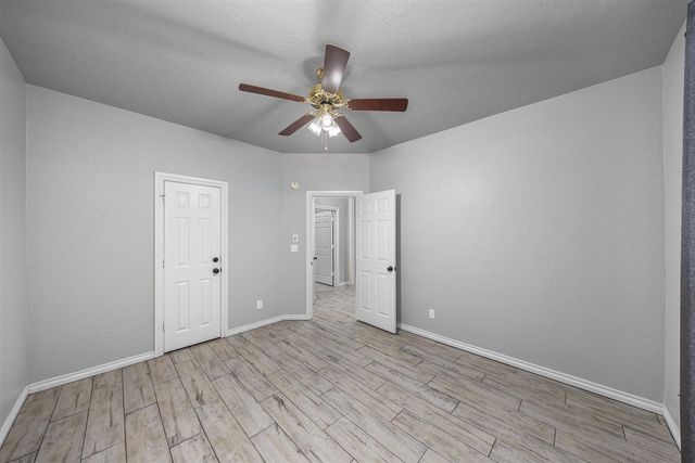 8004 NW Cheswick Ave, Lawton, OK 73505