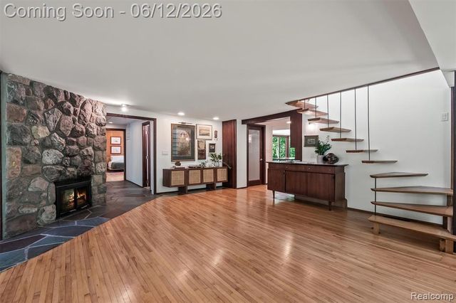 3954 N Ellamae Road, Oakland, MI 48363