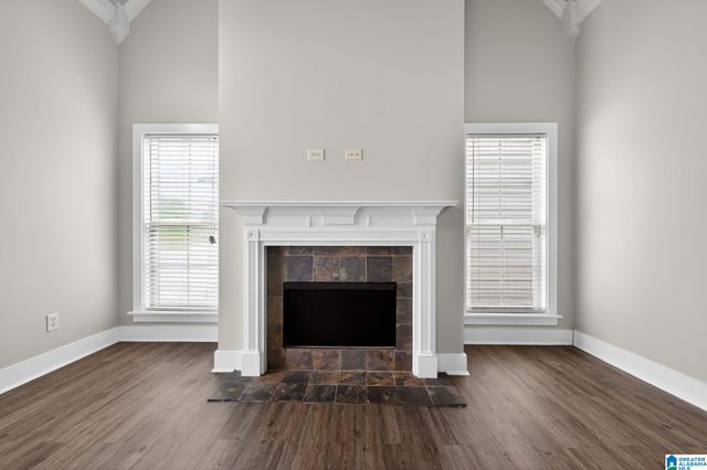 121 KINGSTON COURT, Birmingham, AL 35211