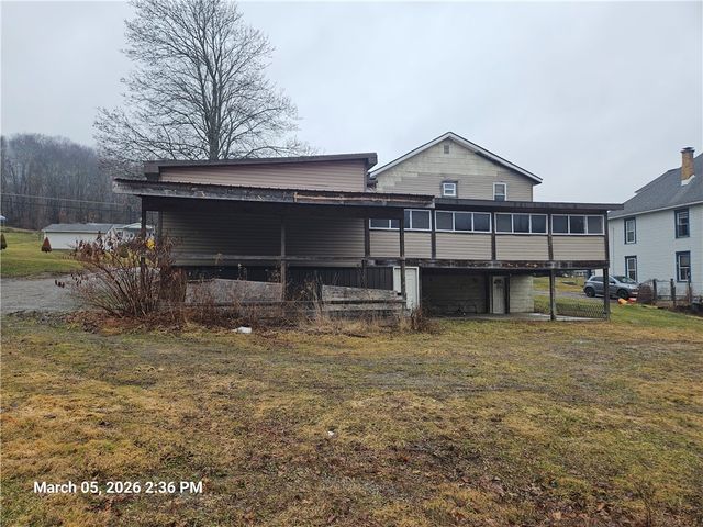 233 Main St, Bruin Boro, PA 16022