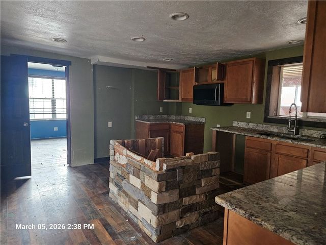 233 Main St, Bruin Boro, PA 16022