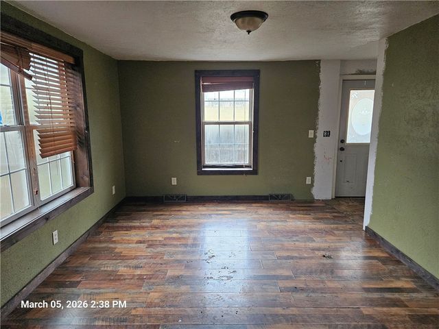 233 Main St, Bruin Boro, PA 16022