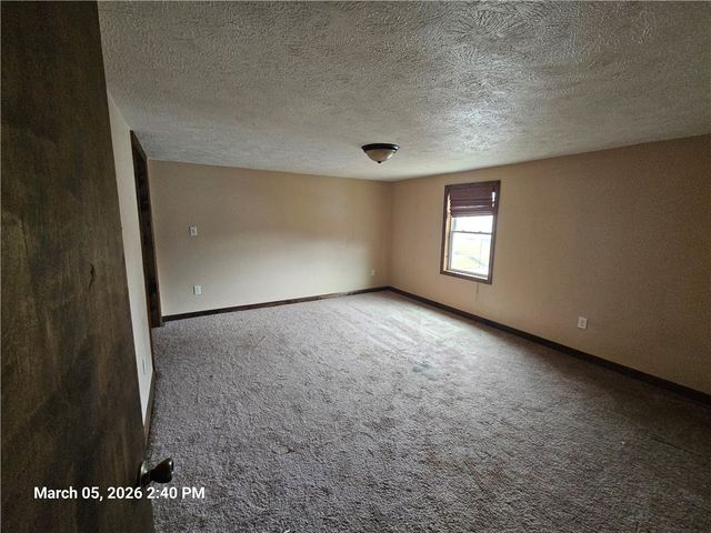 233 Main St, Bruin Boro, PA 16022