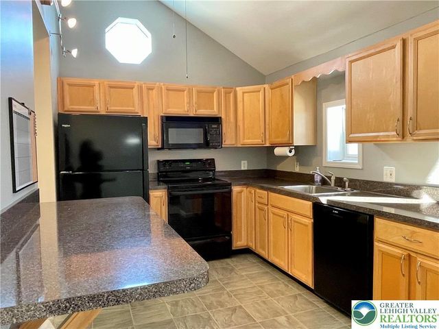 1264 Tilghman Street, Emmaus Boro, PA 18049