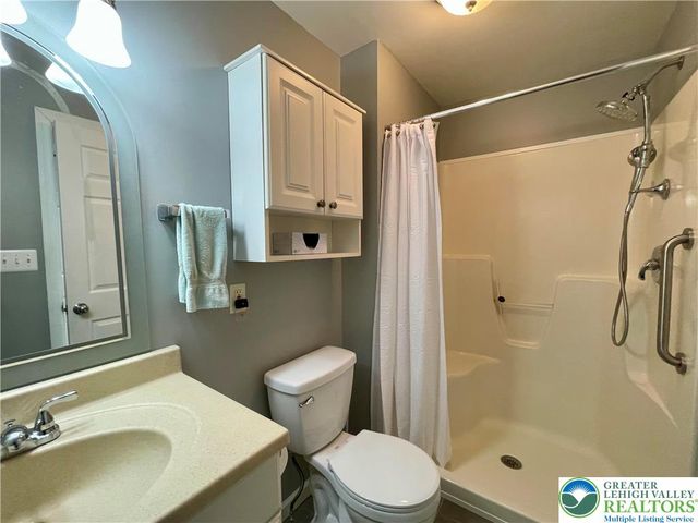 1264 Tilghman Street, Emmaus Boro, PA 18049