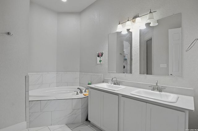 164 Avenue Ventana, San Antonio, TX 78256