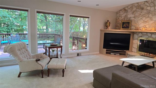 19 York Drive, New City, NY 10956