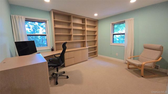 19 York Drive, New City, NY 10956