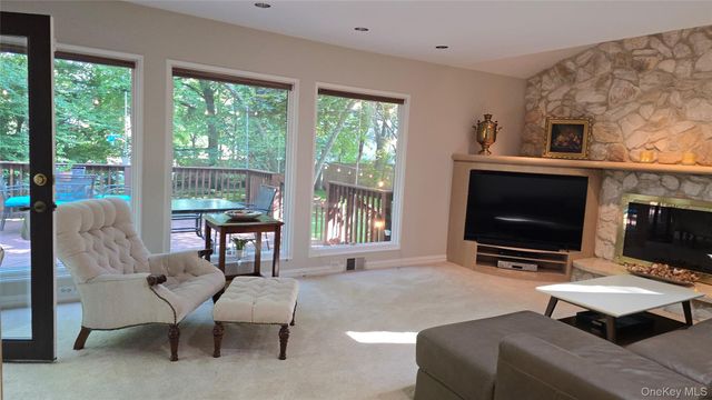 19 York Drive, New City, NY 10956