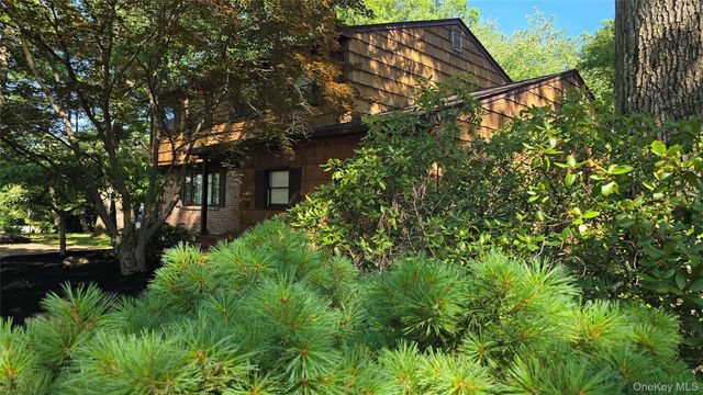 19 York Drive, New City, NY 10956