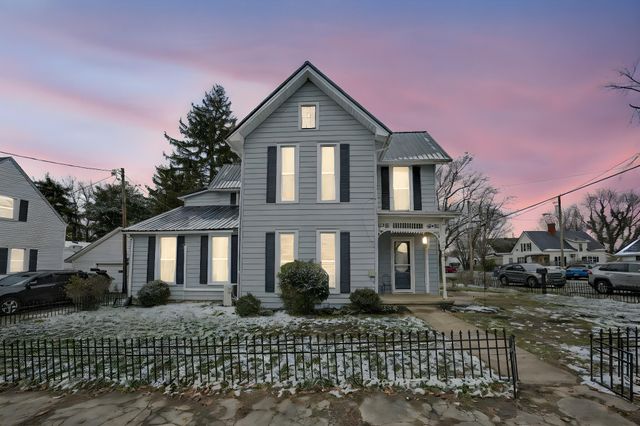 203 E Poplar Street, Harrodsburg, KY 40330