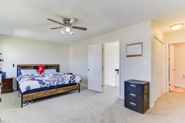 3808 Sugar Creek CIR, Portsmouth, VA 23703