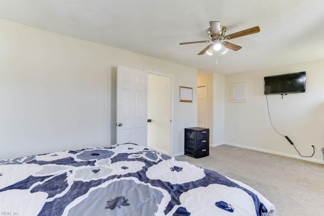 3808 Sugar Creek CIR, Portsmouth, VA 23703