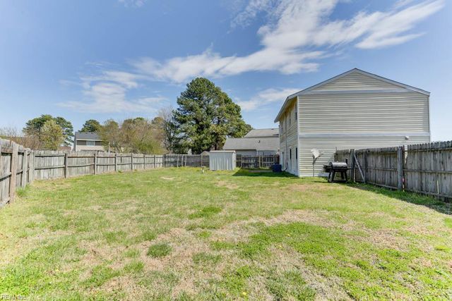 3808 Sugar Creek CIR, Portsmouth, VA 23703