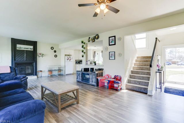 3808 Sugar Creek CIR, Portsmouth, VA 23703