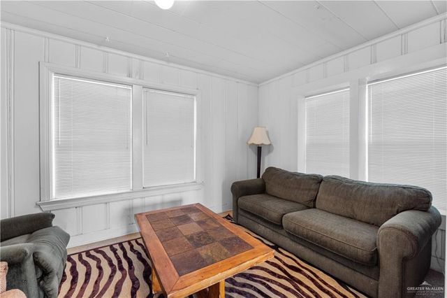 906 E Business 83 E Highway, San Juan, TX 78589