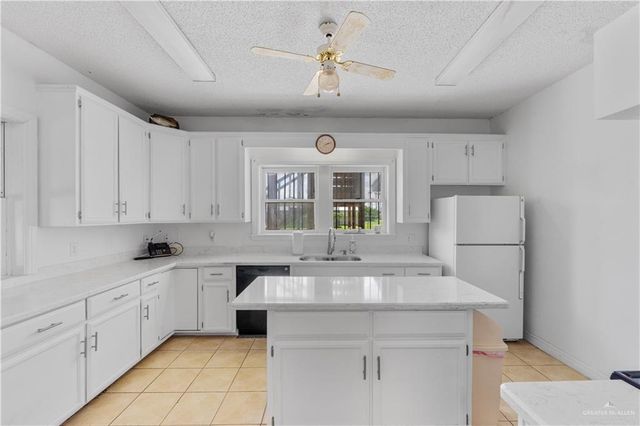 906 E Business 83 E Highway, San Juan, TX 78589