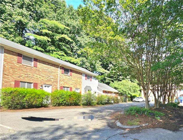 817 Brickwood Court, Winston-salem, NC 27127