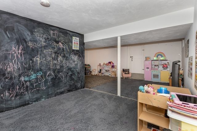 100 Gerald Rd, Milton, MA 02186