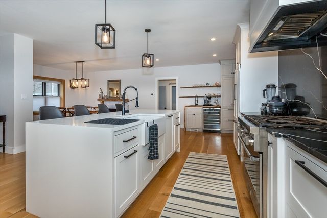 100 Gerald Rd, Milton, MA 02186
