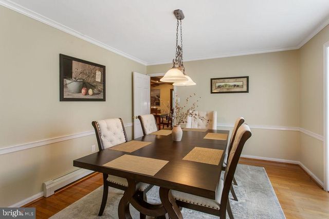1545 VALLEY RD, Lancaster, PA 17603