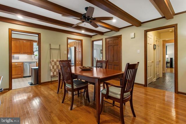 1545 VALLEY RD, Lancaster, PA 17603