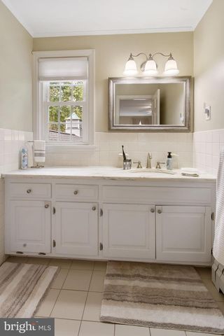 1545 VALLEY RD, Lancaster, PA 17603