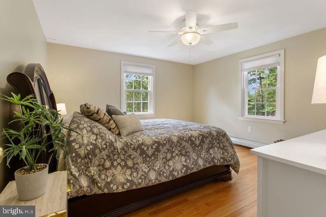 1545 VALLEY RD, Lancaster, PA 17603