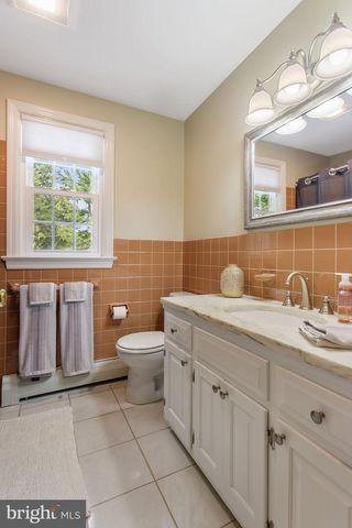1545 VALLEY RD, Lancaster, PA 17603