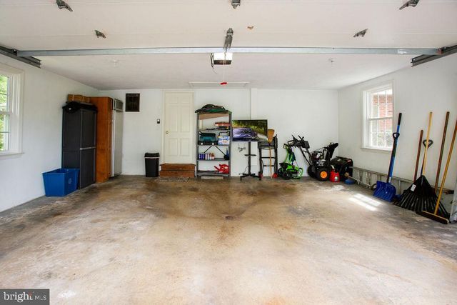 1545 VALLEY RD, Lancaster, PA 17603