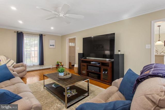 1545 VALLEY RD, Lancaster, PA 17603