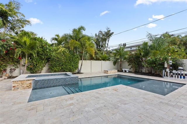 131 TOLEDO WAY NE, St Petersburg, FL 33704