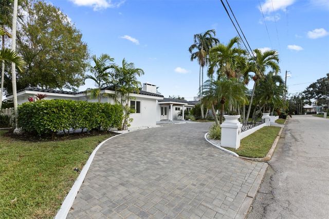 131 TOLEDO WAY NE, St Petersburg, FL 33704