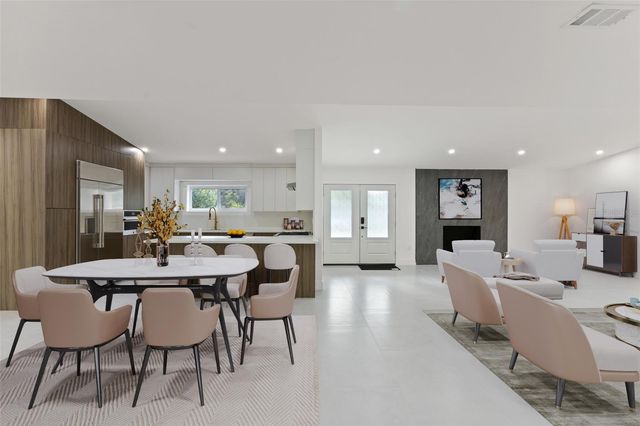 131 TOLEDO WAY NE, St Petersburg, FL 33704