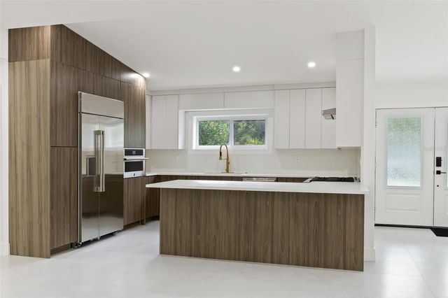 131 TOLEDO WAY NE, St Petersburg, FL 33704