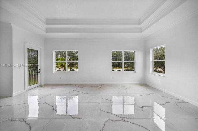 19371 SW 30th St, Miramar, FL 33029