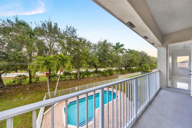 19371 SW 30th St, Miramar, FL 33029