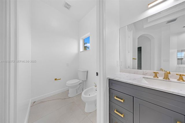 19371 SW 30th St, Miramar, FL 33029