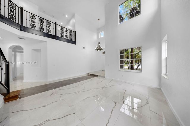 19371 SW 30th St, Miramar, FL 33029