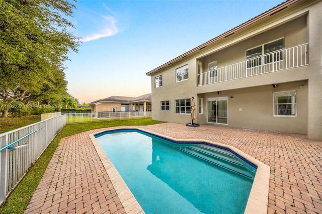 19371 SW 30th St, Miramar, FL 33029